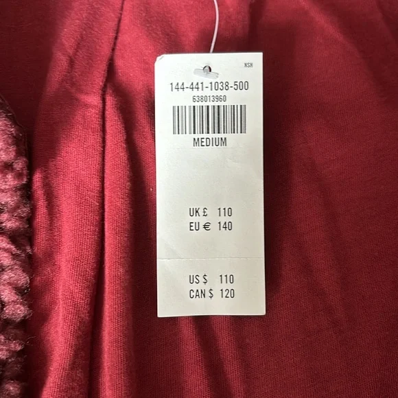 Red jacket - Picture 3 of 4